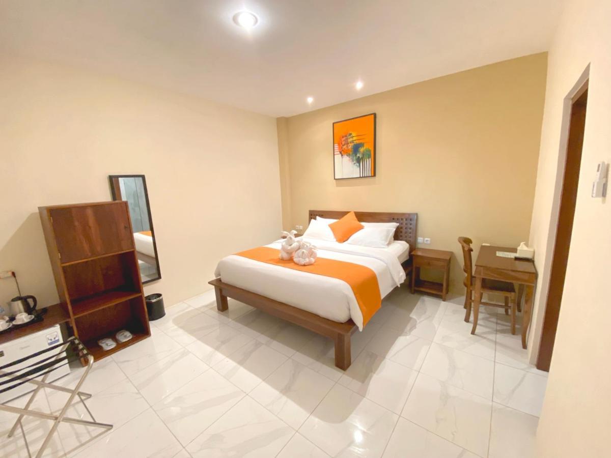 Hotel Andi Beach House Canggu Esterno foto